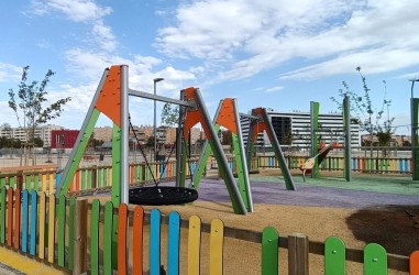 Parque Norte en la zona de Rosales del Canal, junto a Sinfonía del Canal