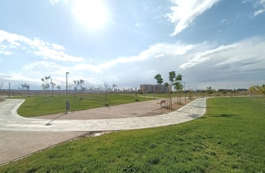 Parque Norte en la zona de Rosales del Canal, junto a Sinfona del Canal
